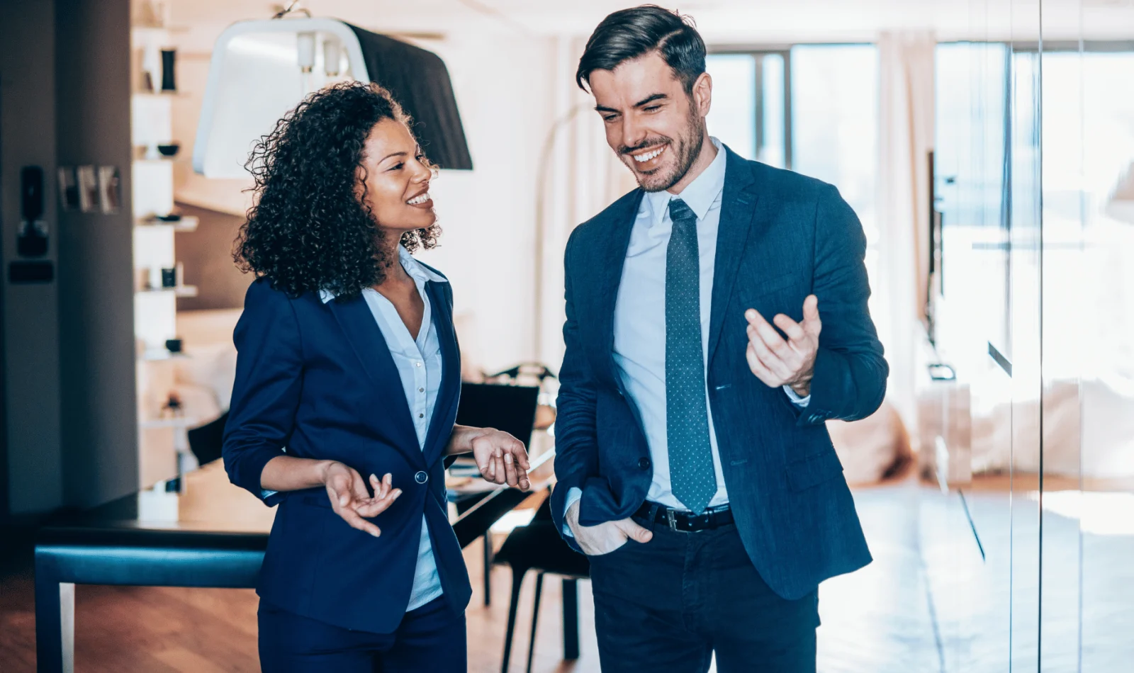 Come scegliere un’agenzia di comunicazione: guida pratica per aziende